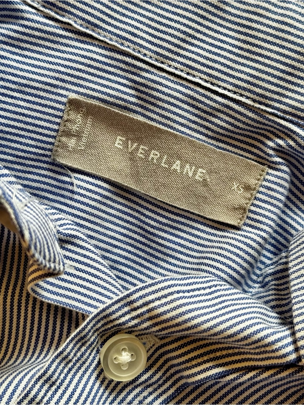 Everlane 100% Cotton Classic Oxford Button Down Top, Blue & White Pinstripe – XS - Picture 6 of 7